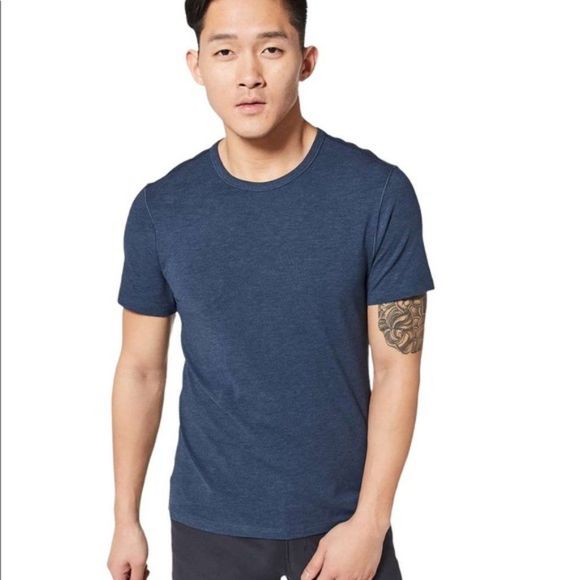 Lululemon Men's Basic T-shirt - Picture 5 of 7